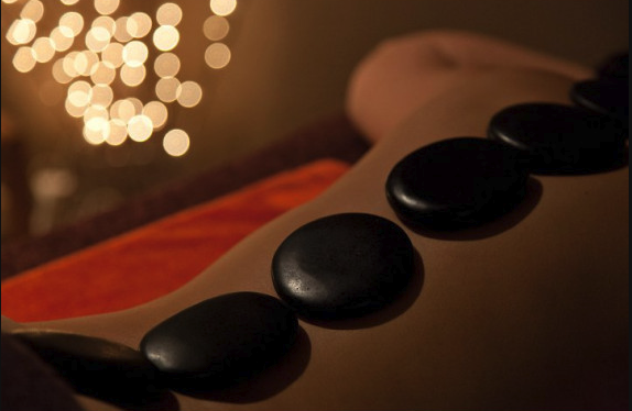 Massage aux Pierres Chaudes